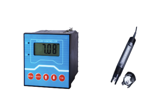 Industrial Online pH Meter BT100